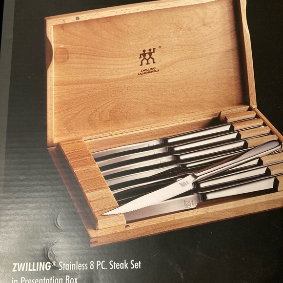 ZWILLING Stainless 8PC. Steak Set in presentation box. New - Picture 6 of 6